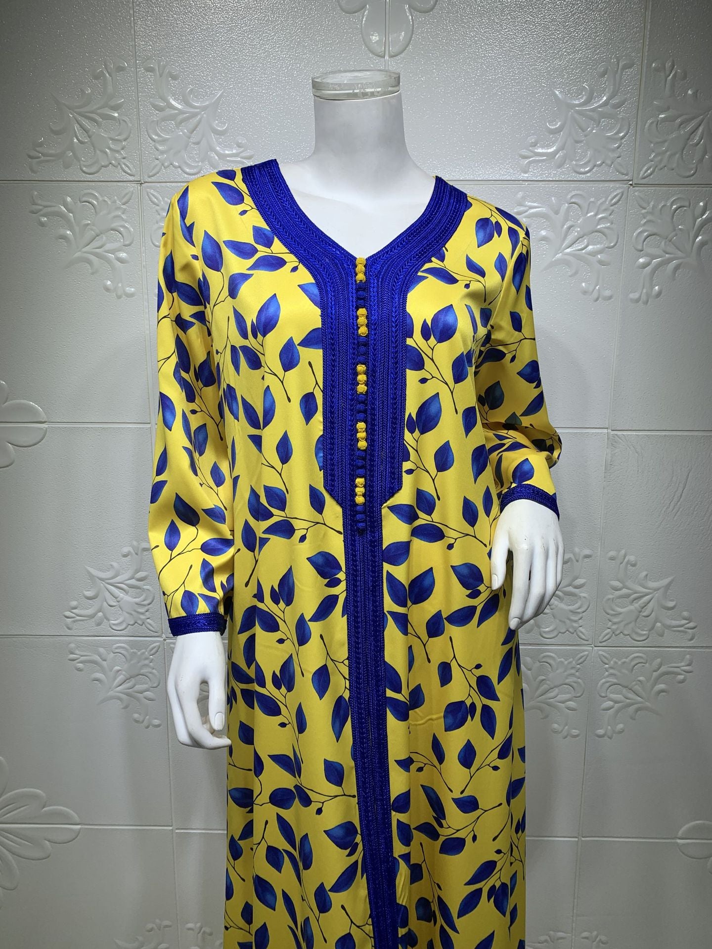 Arabian Middle East Printed Floral Robe – Elegant, Cultural & Effortlessly Stylish | Luminashop