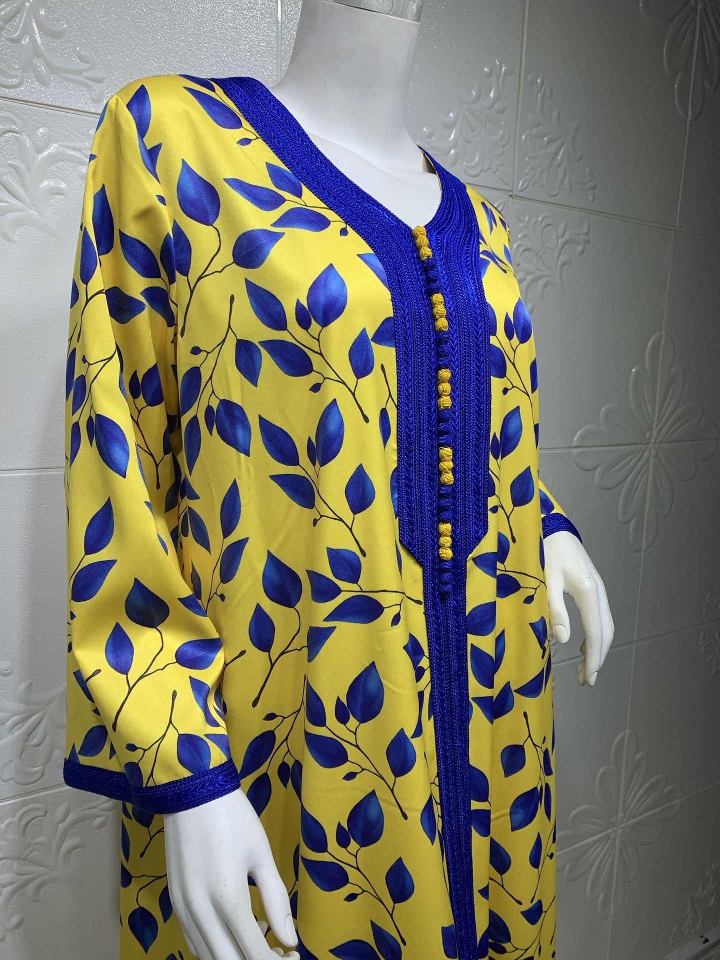 Arabian Middle East Printed Floral Robe – Elegant, Cultural & Effortlessly Stylish | Luminashop