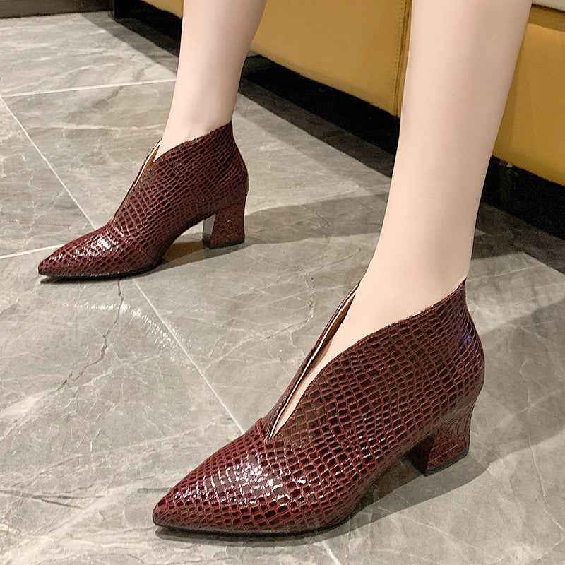 V Cut Women's Fashion Pointed Embossed Chunky Heel Martin Boots