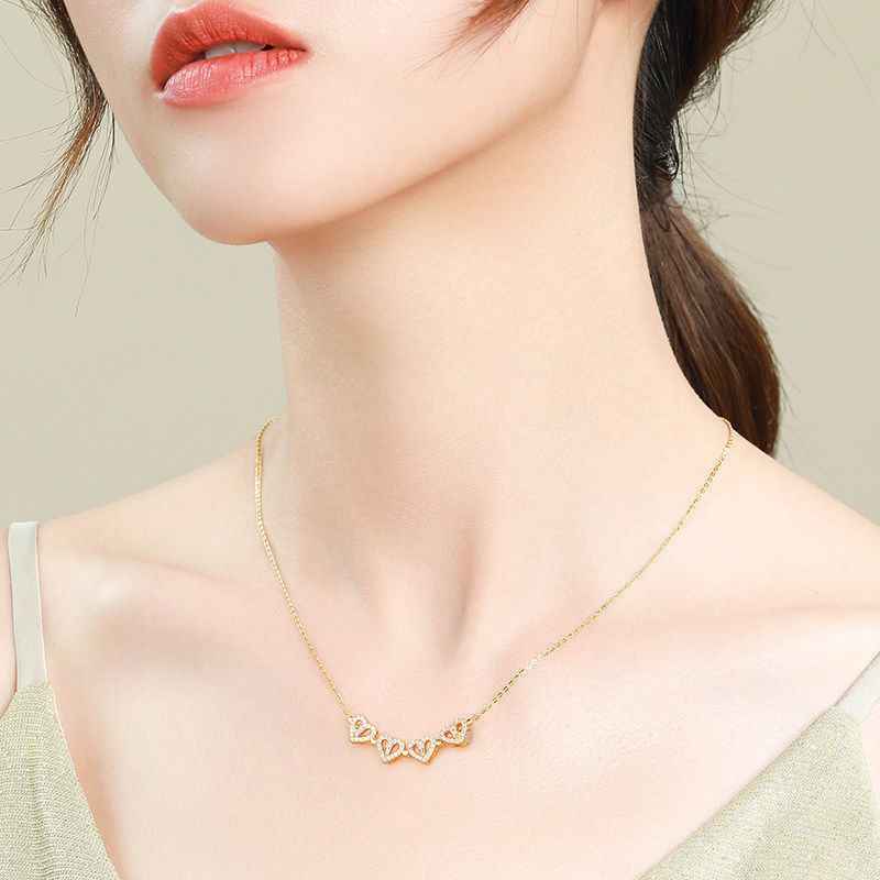 Retro Magnetic Folding Heart Shaped Four Leaf Clover Women Love Clavicle Chain Gifts Openable Choker Jewelry